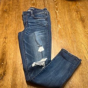 AE SKINNY STRETCH DISTRESSED JEAN